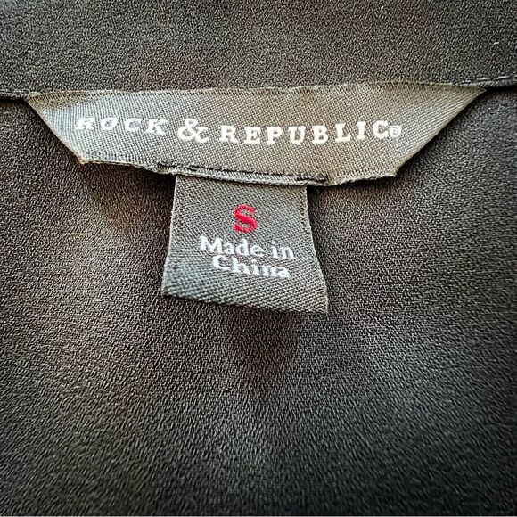 Rock & Republic Semi Sheer Flare Sleeve Black Witchy Academia Blouse Size Small - Picture 5 of 7